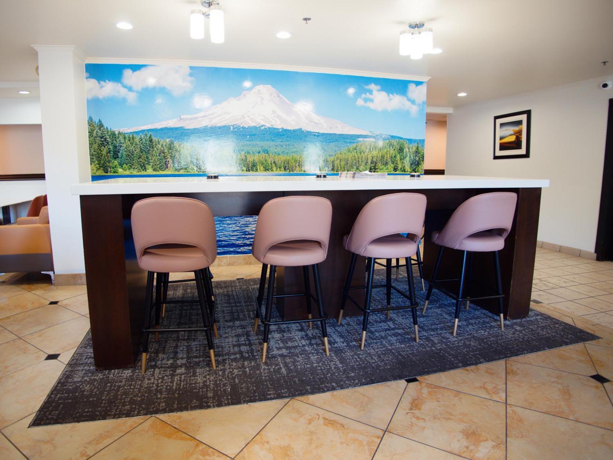 Ramada By Wyndham Coeur D'Alene Hotel Buitenkant foto