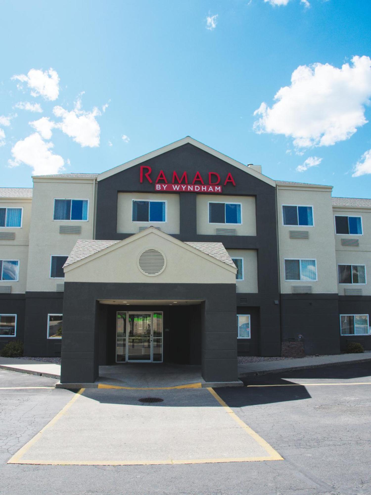 Ramada By Wyndham Coeur D'Alene Hotel Buitenkant foto