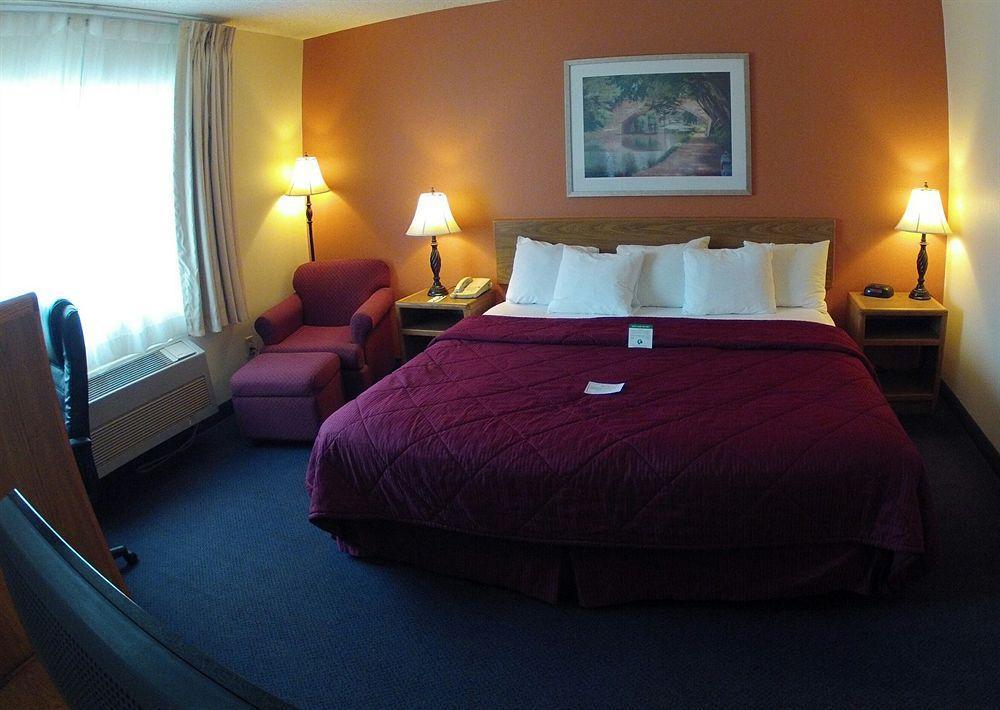 Ramada By Wyndham Coeur D'Alene Hotel Buitenkant foto